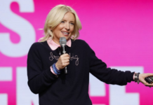 Ещё один топ-менеджер покинул Facebook