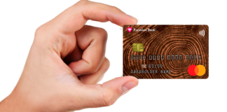 В Казахстане появилась первая банковская эко-карта