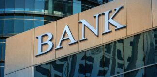 Только 4 из 13 банков Казахстана увеличили затраты на рекламу на фоне пандемии