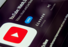YouTube теперь вставляет рекламу во все видео