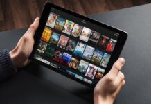 Онлайн-кинотеатр ivi уступил место Кинопоиску