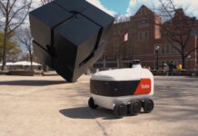 Роботы Яндекса начнут доставлять еду в кампусы американских университетов