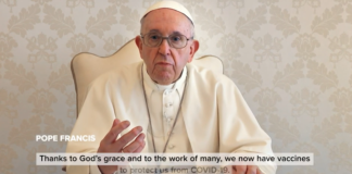 Папа Римский рекламирует вакцинацию