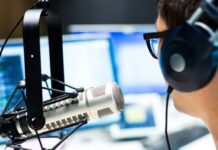 1 октября объявлен официальным Днем работников радио