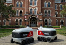 Роботы «Яндекс» появились в США