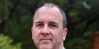 Топ-менеджер Apple перешел в Ford