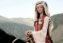 Кыргызстан празднует 80-летие отечественного кино