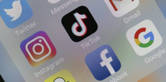 В России собираются отключить рекомендательные алгоритмы соцсетей