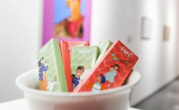 Продукцию «Рахат» украсит работа, созданная художниками совместно с воспитанниками детских домов