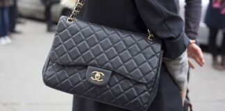 Одна сумка в одни руки: Chanel борется с перекупщиками