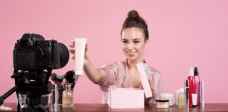 Реклама у блогеров подорожала перед Новым годом