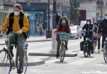 Во Франции в рекламе автомобилей обяжут упоминать их экологичную альтернативу