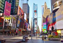 dentsu прогнозирует рост рекламных расходов в 2022 году