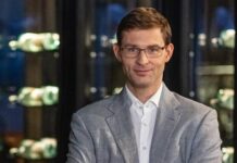 Тимур Турлов стал меценатом пожизненной литературной премии