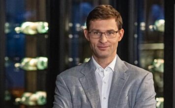 Тимур Турлов стал меценатом пожизненной литературной премии