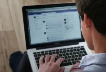 АЗРК рассказал, почему в Казахстане дорогой интернет