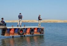 Французы снимают фильм о рыбалке в Узбекистане