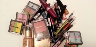 Владелец Calvin Klein и Max Factor покидает российский рынок