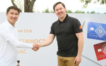 В Казахстане запустили уникальную банковскую карту