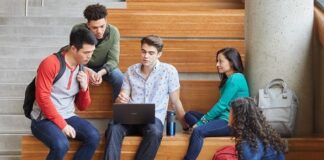 Казахстанские студенты выиграли на хакатонах по искусственному интеллекту