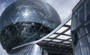 Криптобиржи смогут открыть счета в нескольких банках Казахстана