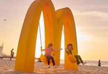 McDonald’s установил рекламную инсталляцию в Дубае вслед за Adidas