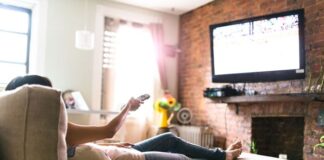 В Казахстане изменился список обязательных к трансляции теле-, радиоканалов