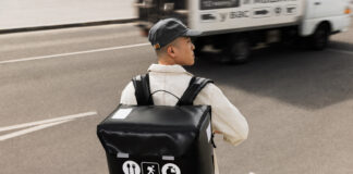 Яндекс. Доставка и Tastamat запустили в Казахстане экспресс-доставку