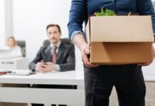 АКАР: 57% рекламных агентств в России сократили часть персонала