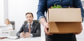 АКАР: 57% рекламных агентств в России сократили часть персонала