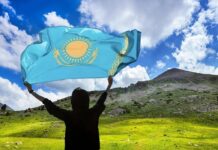 Казахстан удостоился престижной туристической премии в Индии