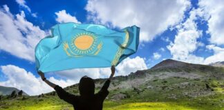 Казахстан удостоился престижной туристической премии в Индии