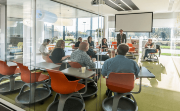 В GForce/Grey открыта вакансия на позицию арт-директора