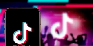 Депутат предложил запретить TikTok для несовершеннолетних