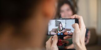 Блогеров обяжут помечать рекламные посты специальным знаком