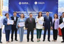 65 работников СМИ в преддверии профессионального праздника получили квартиры