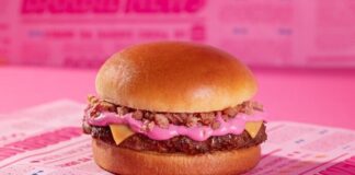 Burger King представил розовое меню к выходу фильма «Барби»