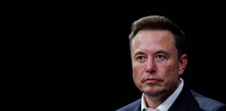 Илон Маск ограничил чтение постов в «Твиттере»
