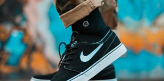 В Узбекистане стали выпускать кроссовки Nike