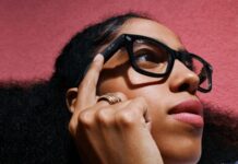 Ray-Ban и Meta представили новые очки Smart Glasses