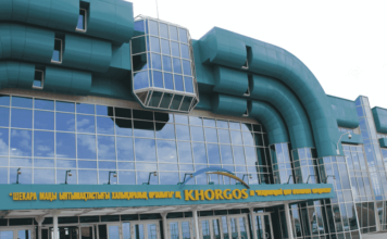 На границе Китая и Казахстана начали строить промышленный город