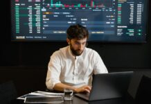 В Казахстане собираются ввести Digital Nomad Visa