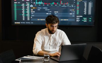 В Казахстане собираются ввести Digital Nomad Visa