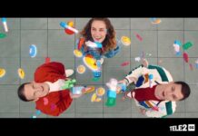 Tele2 Kazakhstan в новой рекламе показал, как выгодны групповые подключения