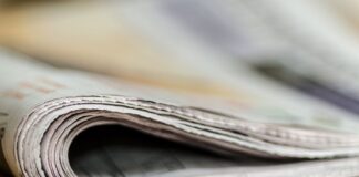 Жогорку Кенеш отказался рассматривать закон о СМИ