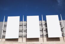 В Ташкенте сокращается количество рекламных конструкций