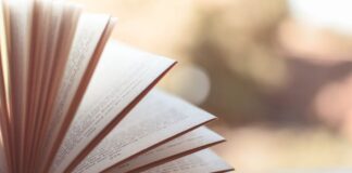 В Казахстане начнут отмечать Национальный день книги