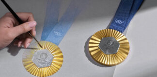 Ювелирный бренд впервые разработал дизайн медалей для Олимпиады и Паралимпиады