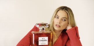 Марго Робби стала лицом Chanel N°5