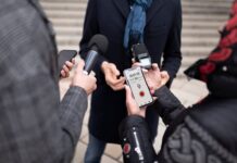 Казахстанские журналисты подали судебный иск к министерству культуры и информации